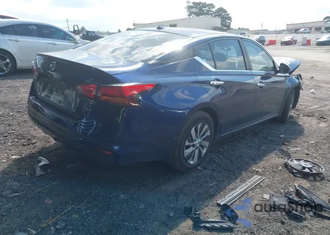 2019 Nissan Altima S z USA, uszkodzony, nr VIN 1N4BL4BV1KC161996